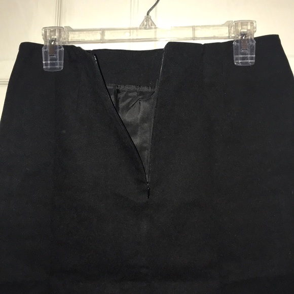 Black Suede Lace up Skirt - Picture 3 of 4